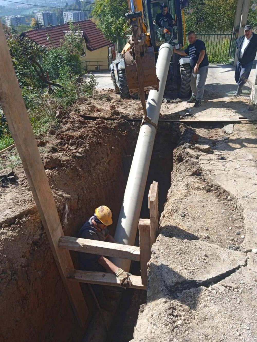 Služba održavanja kanalizacione mreže i objekata: RADOVI NA KANALIZACIONOJ MREŽI
