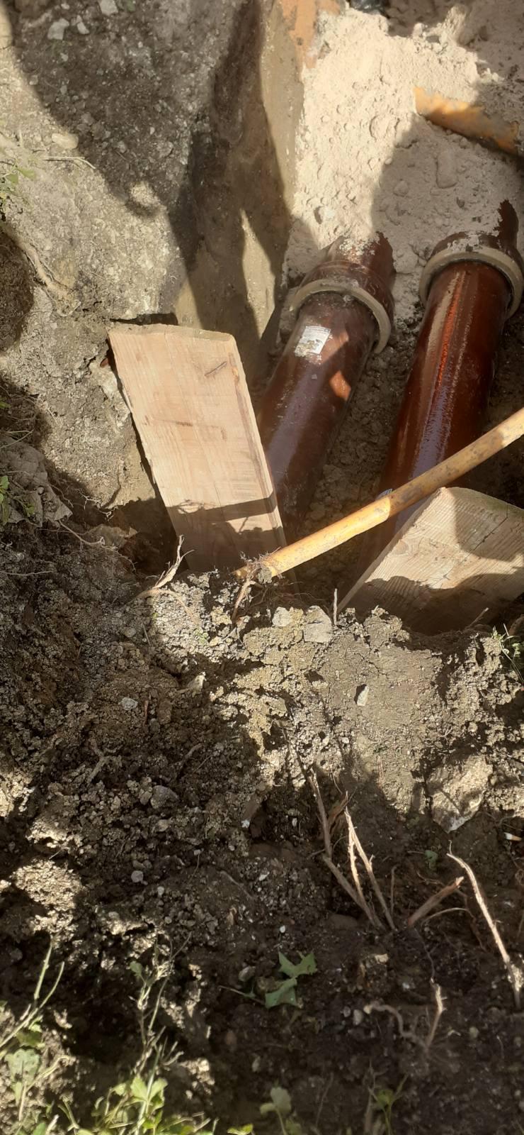 Služba održavanja kanalizacione mreže i objekata: RADOVI NA KANALIZACIONOJ MREŽI