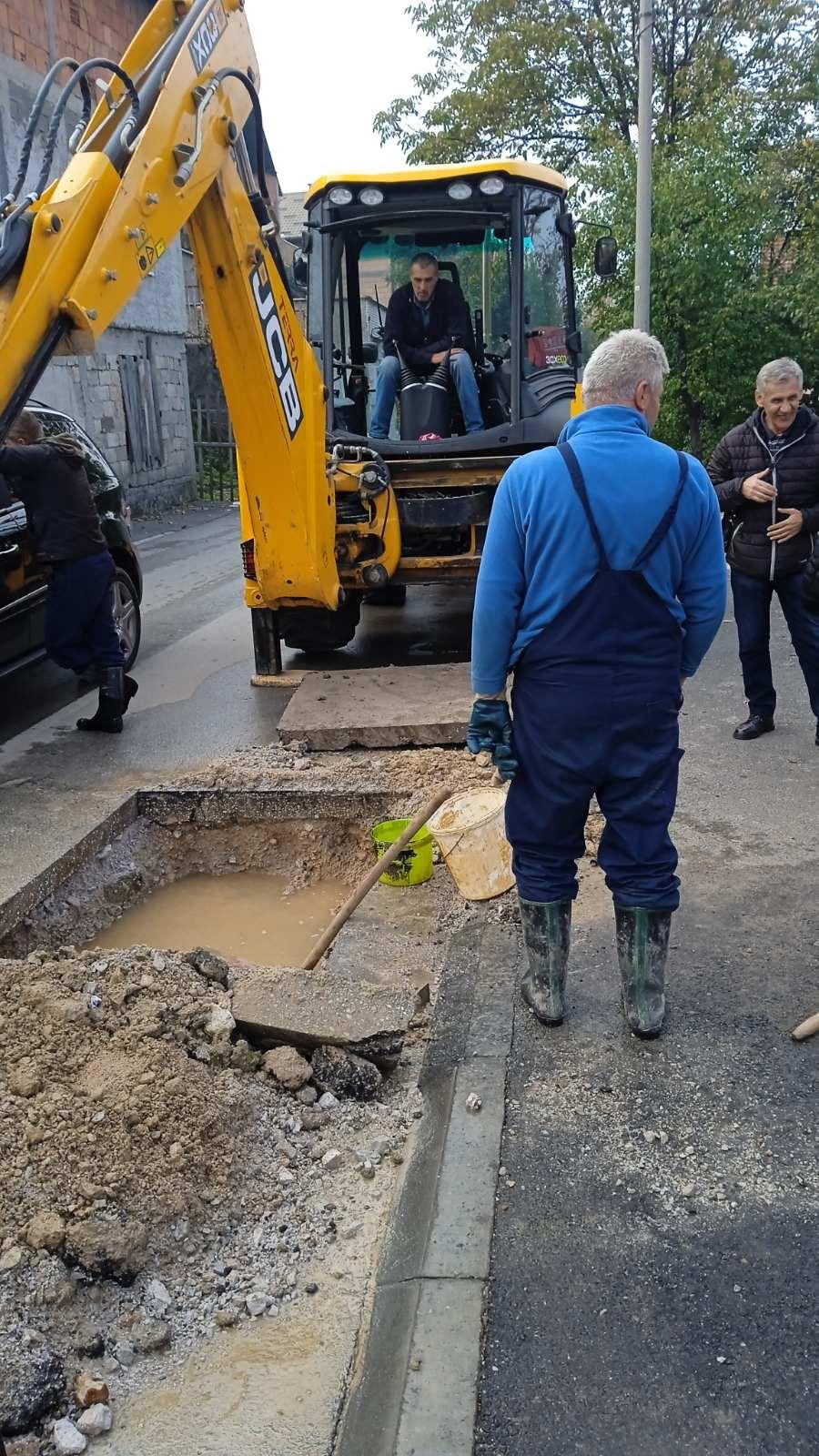 Služba za održavanje vodovodne mreže i objekata: POPRAVKE KVAROVA NA VODOVODNOJ MREŽI