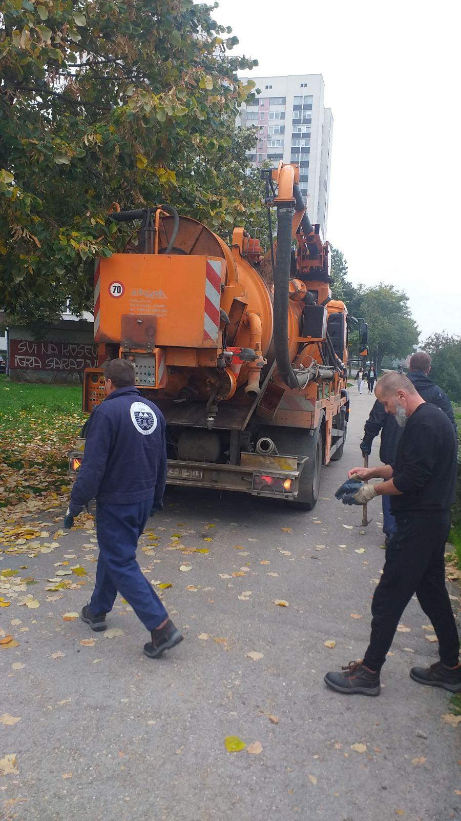 Služba održavanja kanalizacione mreže i objekata: RADOVI NA KANALIZACIONOJ MREŽI