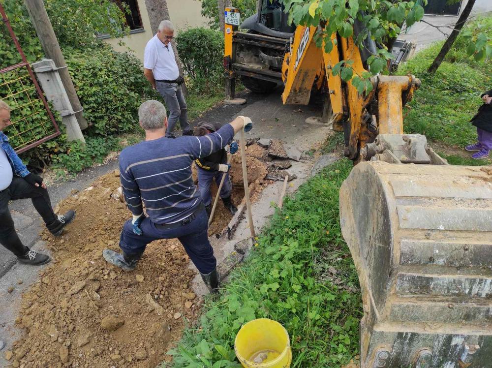 Služba za održavanje vodovodne mreže i objekata: POPRAVKE KVAROVA NA VODOVODNOJ MREŽI
