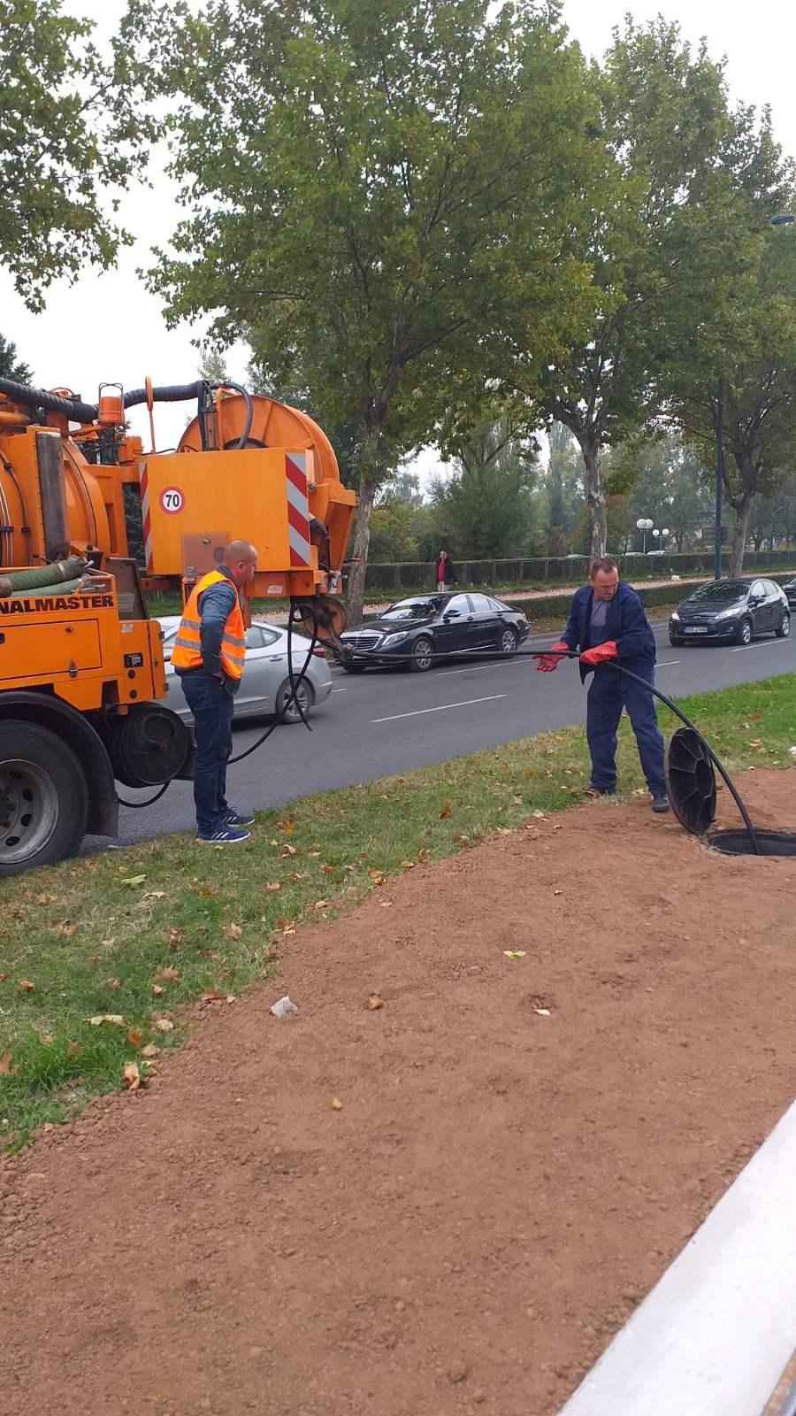 Služba održavanja kanalizacione mreže i objekata: RADOVI NA KANALIZACIONOJ MREŽI