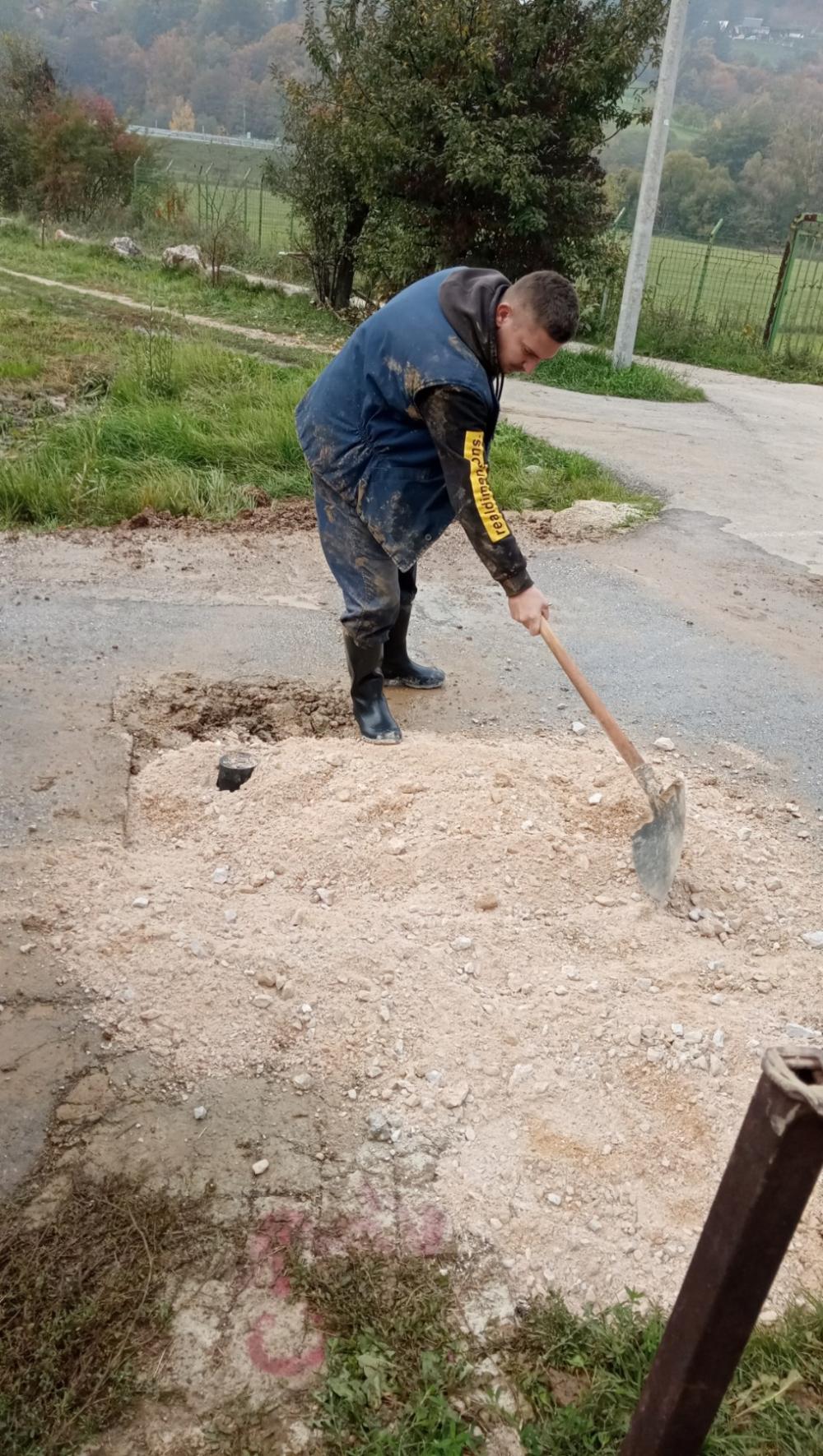 Služba za održavanje vodovodne mreže i objekata: POPRAVKE KVAROVA NA VODOVODNOJ MREŽI