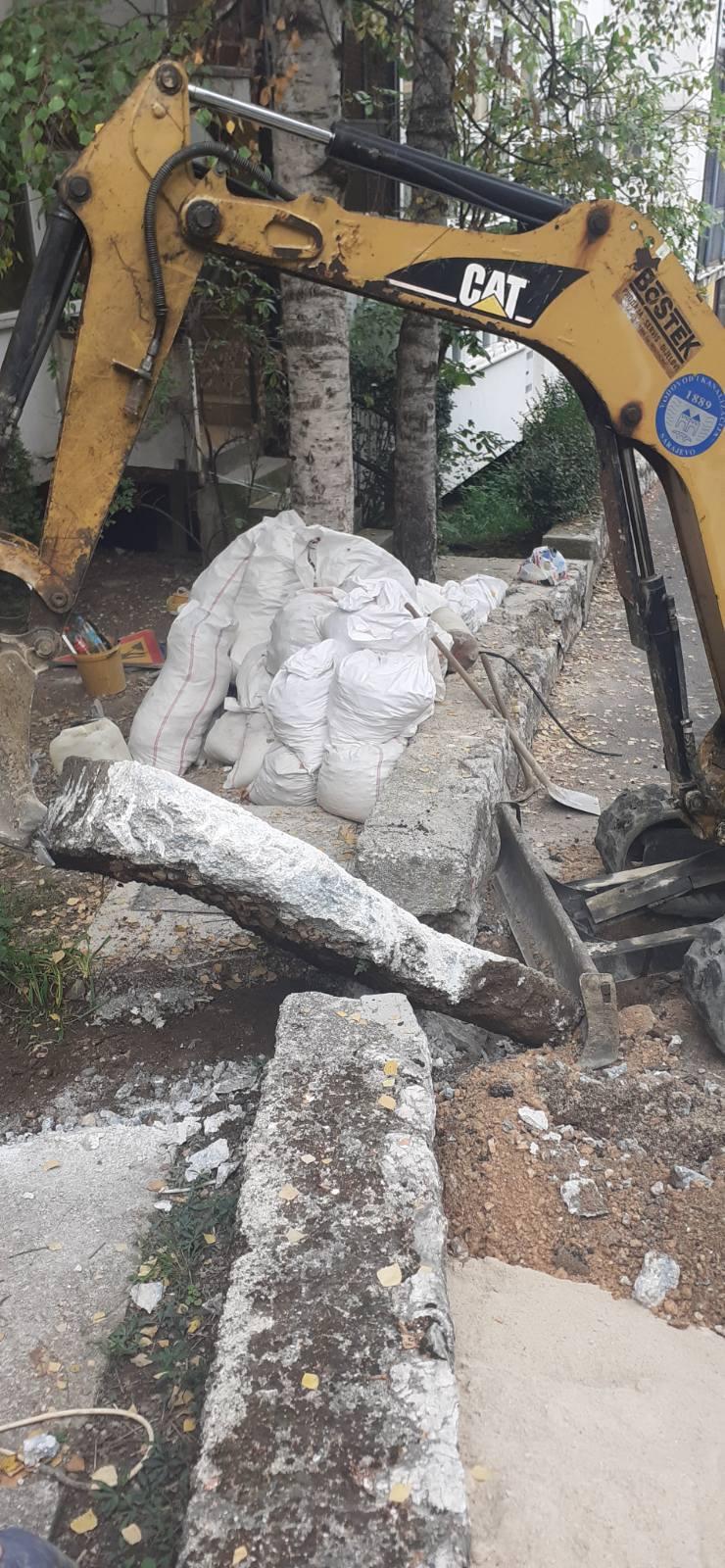 Služba održavanja kanalizacione mreže i objekata: RADOVI NA KANALIZACIONOJ MREŽI