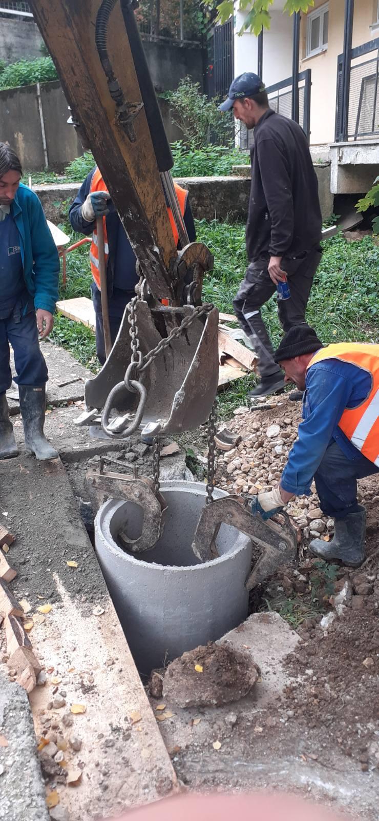 Služba održavanja kanalizacione mreže i objekata: RADOVI NA KANALIZACIONOJ MREŽI