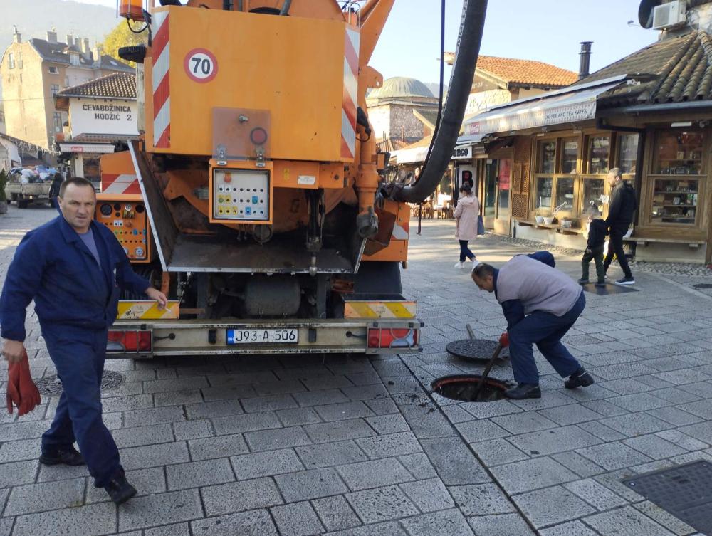 Odjeljenje za održavanje kanalskih objekata: ČIŠĆENJE, PROČEPLJENJE I SNIMANJE KANALA 