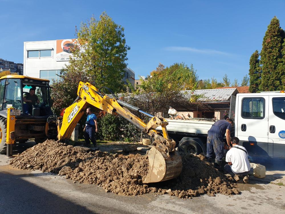 POPRAVKE KVAROVA NA VODOVODNOJ MREŽI