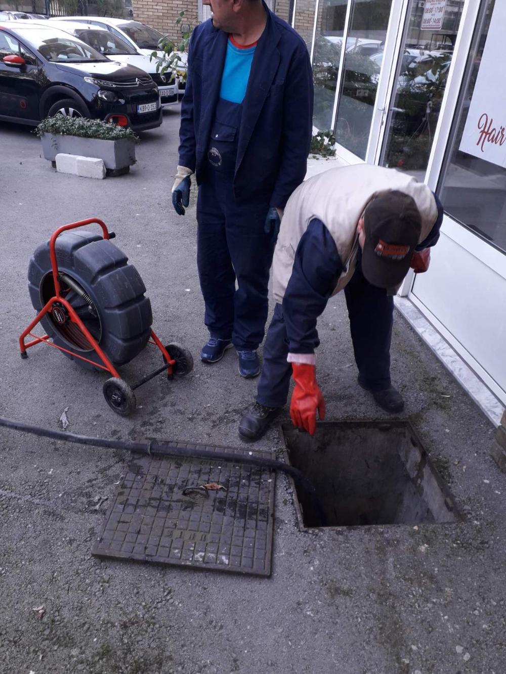 RADOVI NA KANALIZACIONOJ MREŽI