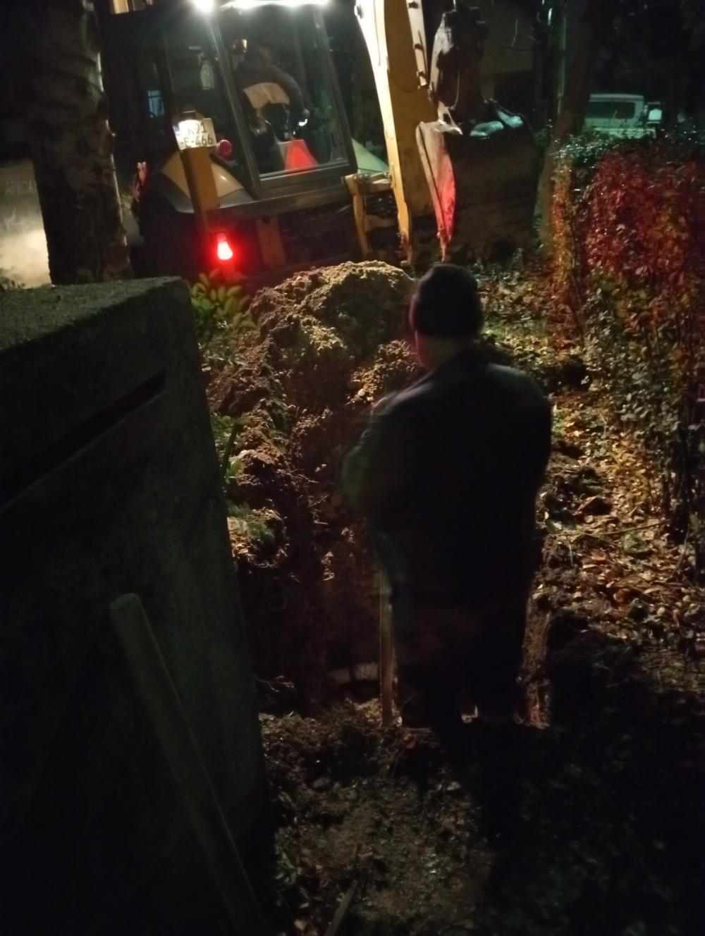 Dežurna ekipa: Popravke kvarova 