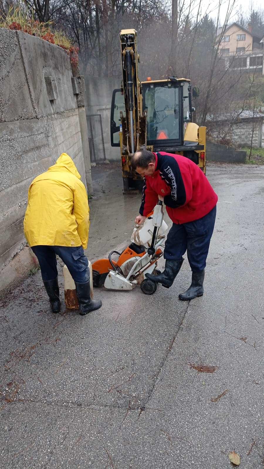 Popravke kvarova na vodovodnoj mreži 