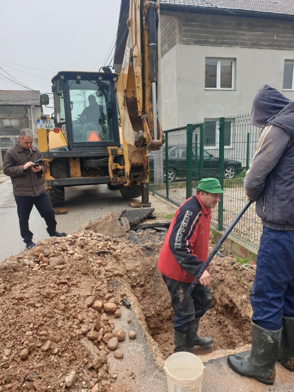Popravke kvarova na vodovodnoj mreži 