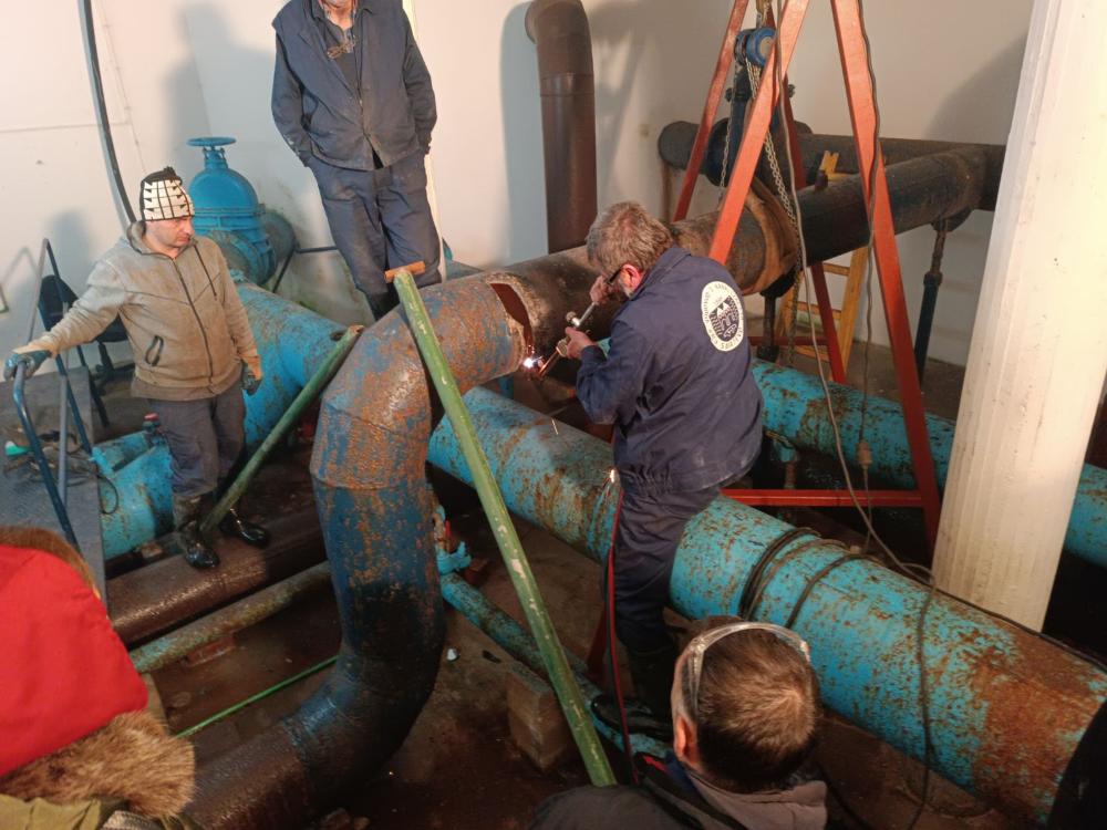 U toku radovi na ugradnji elektromagnetnog mjerača u rezervoaru "Vogošća gornja"