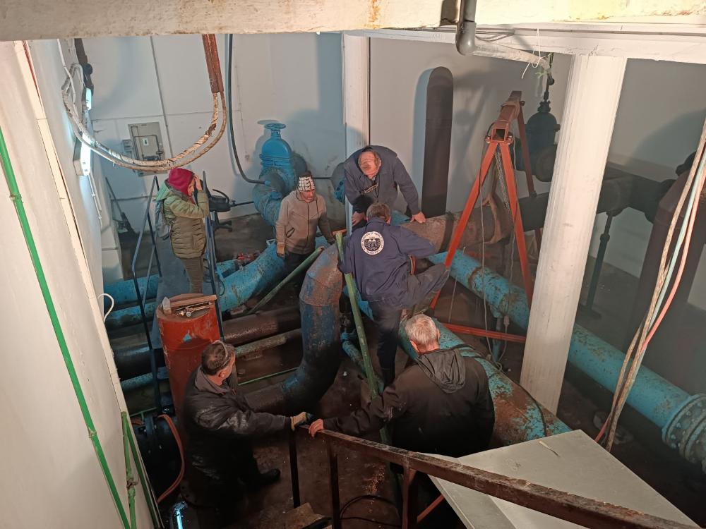 U toku radovi na ugradnji elektromagnetnog mjerača u rezervoaru "Vogošća gornja"