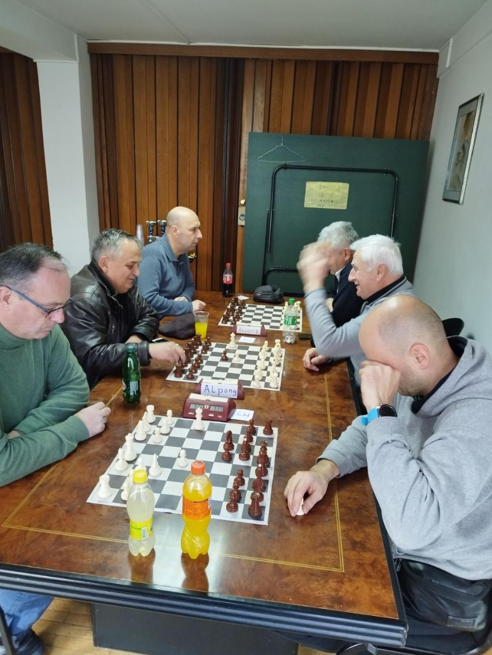 Ešef Korjenić osvojio prvo mjesto na tradicionalnom memorijalnom šahovskom turniru