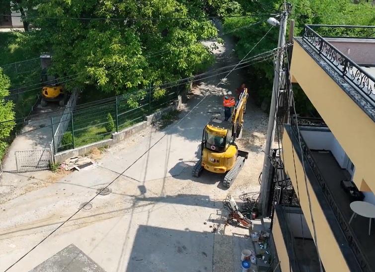 Radovi vrijedni blizu 300 hiljada KM: Završena rekonstrukcija vodovodne i kanalizacione mreže u ulici Borak