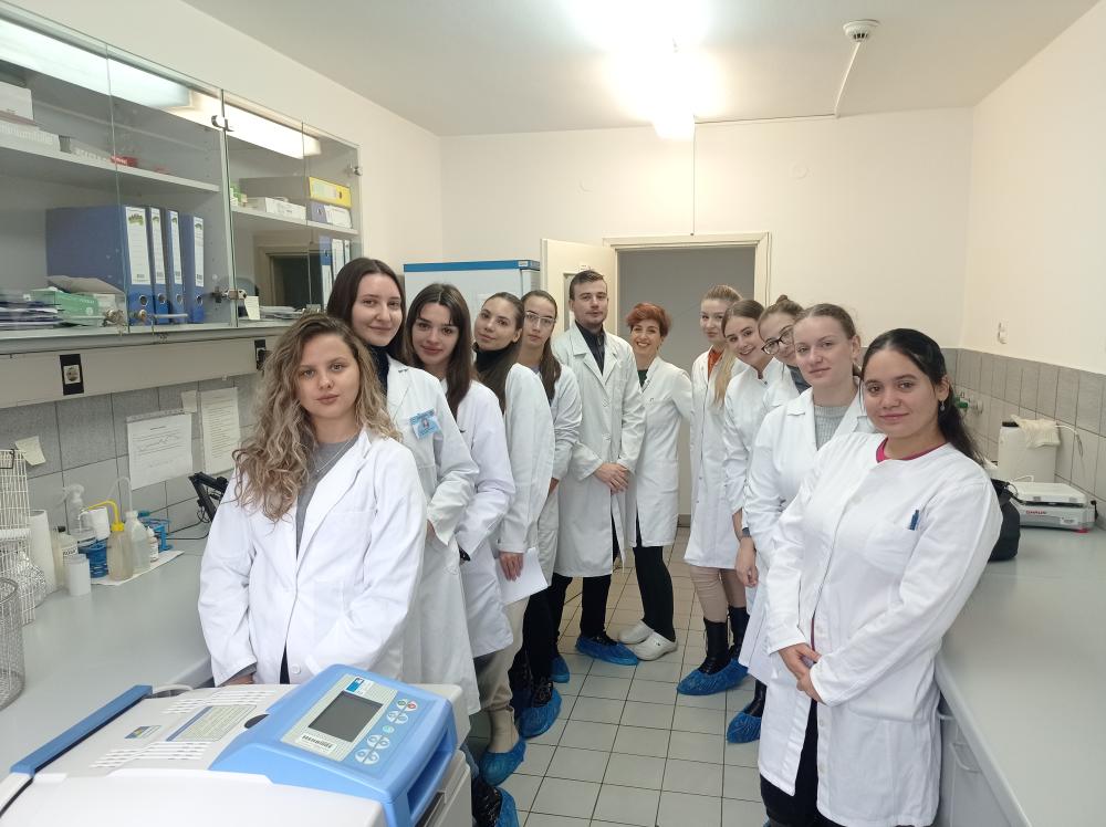 Sticanje korisnog znanja i vještina: U laboratorijama KJKP "Vodovod i kanalizacija" održane vježbe sa studentima Fakulteta zdravstvenih studija UNSA