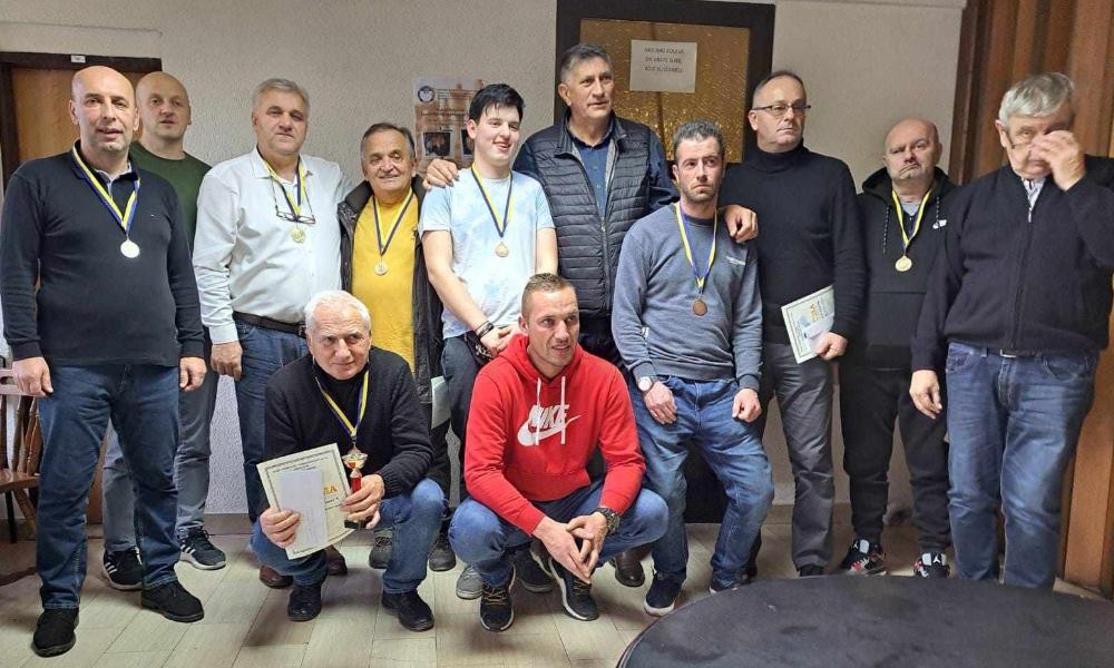 Ešef Korjenić prvoplasirani na tradicionalnom memorijalnom šahovskom turniru
