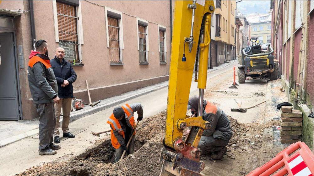 U starogradskim ulicama Alajbegovića i Isevića sokak u toku rekonstrukcija vodovodne mreže