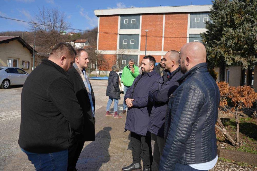 Izvršena primopredaja novog rovokopača vrijednog blizu 200.000 KM (VIDEO)