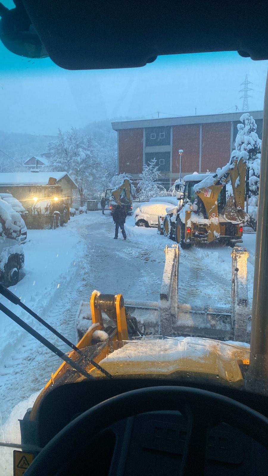 Raspoloživa mehanizacija angažovana na čišćenju snijega