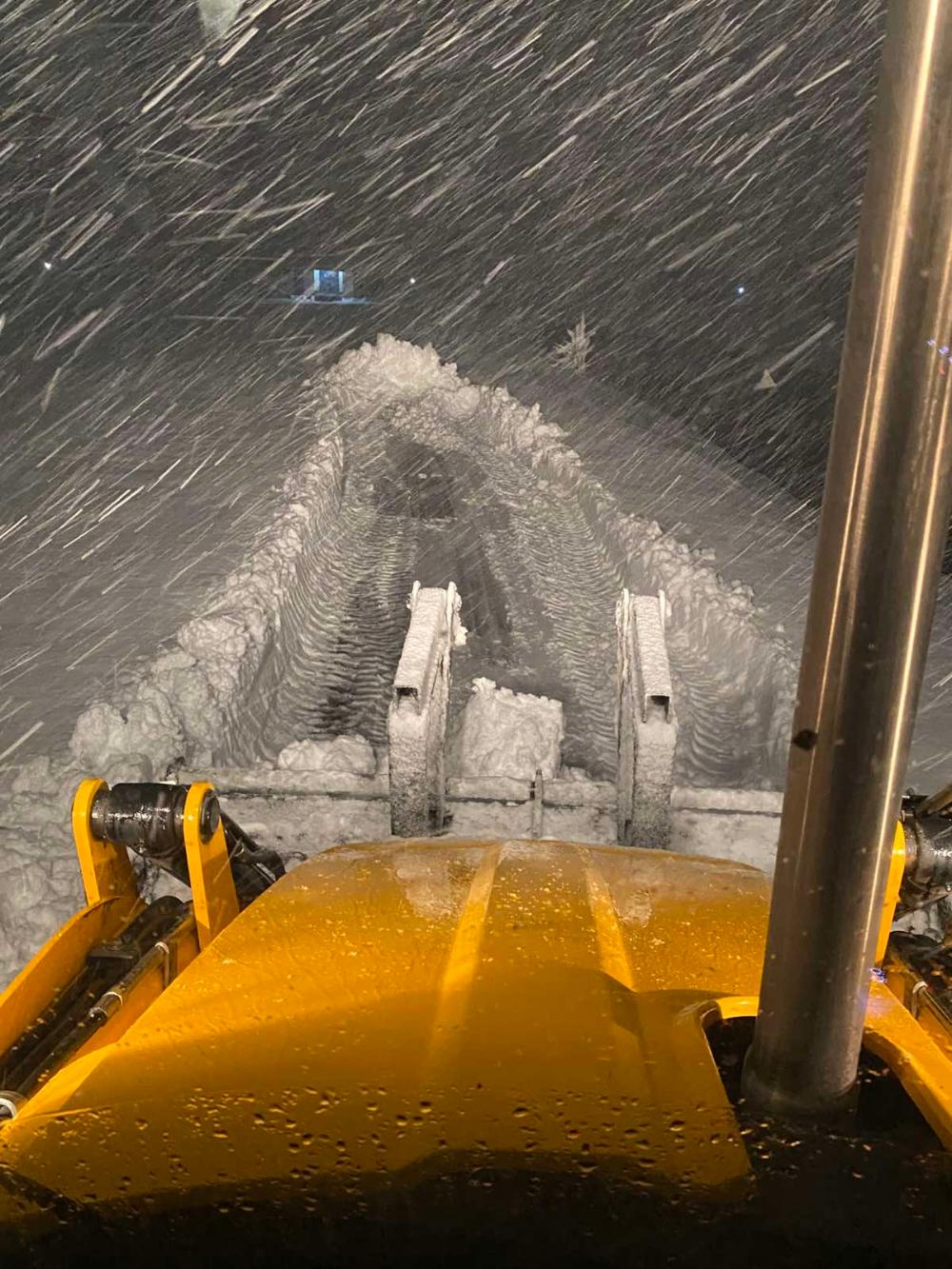 Raspoloživa mehanizacija angažovana na čišćenju snijega