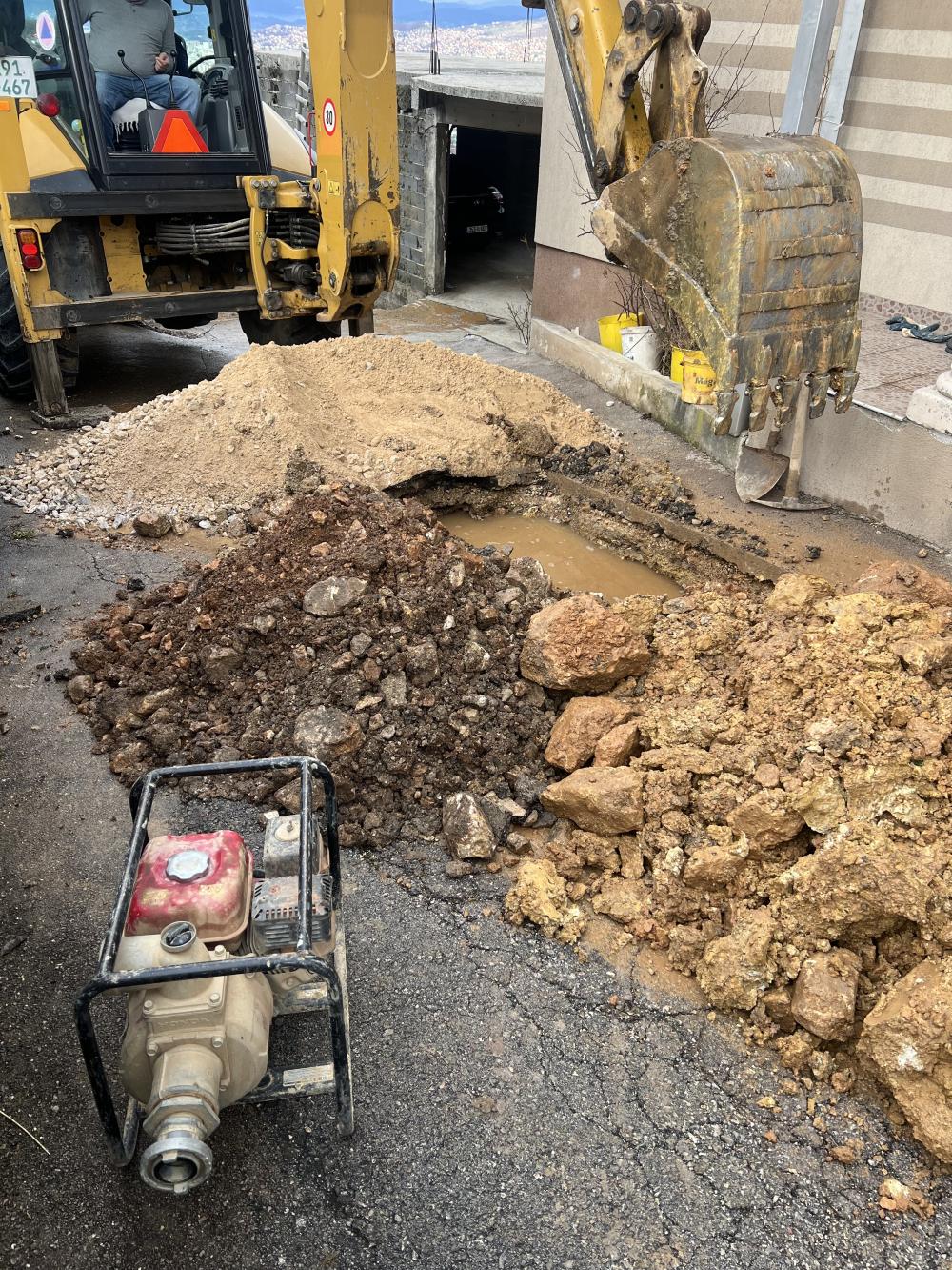 Interventni radovi na vodovodnoj i kanalizacionoj mreži na području Općine Stari Grad