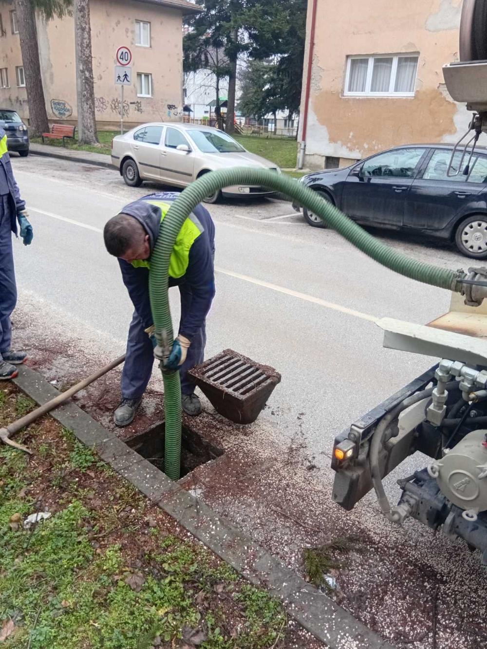 Radovi na unapređenju i sanaciji vodovodne mreže