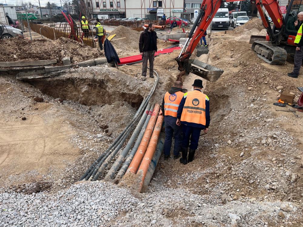 Izmještanje vodovodne infrastrukture u sklopu radova na tramvajskoj pruzi Ilidža-Hrasnica