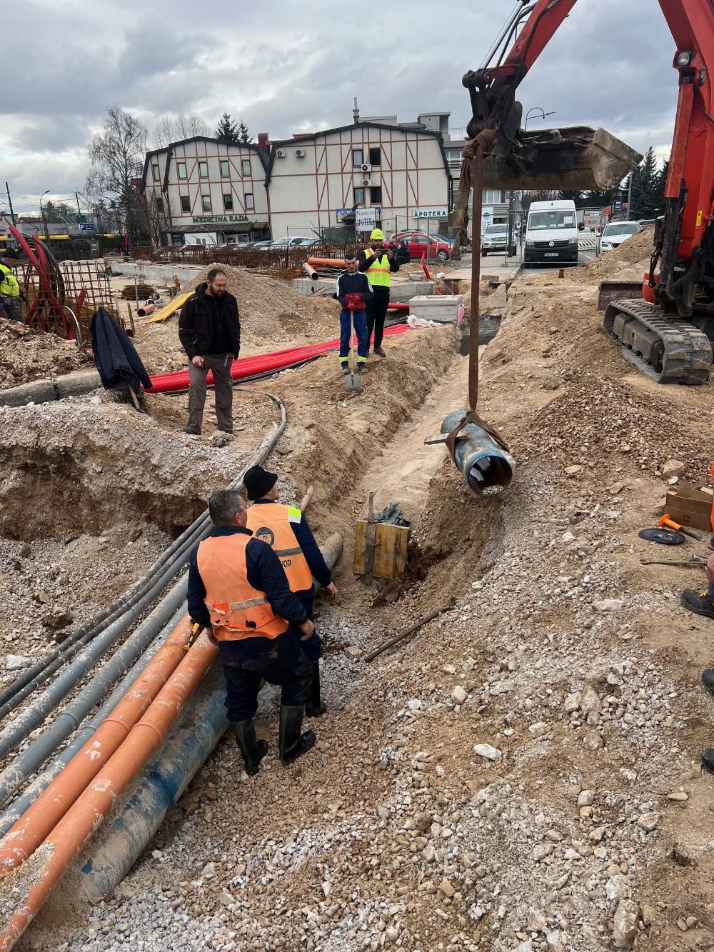 Izmještanje vodovodne infrastrukture u sklopu radova na tramvajskoj pruzi Ilidža-Hrasnica