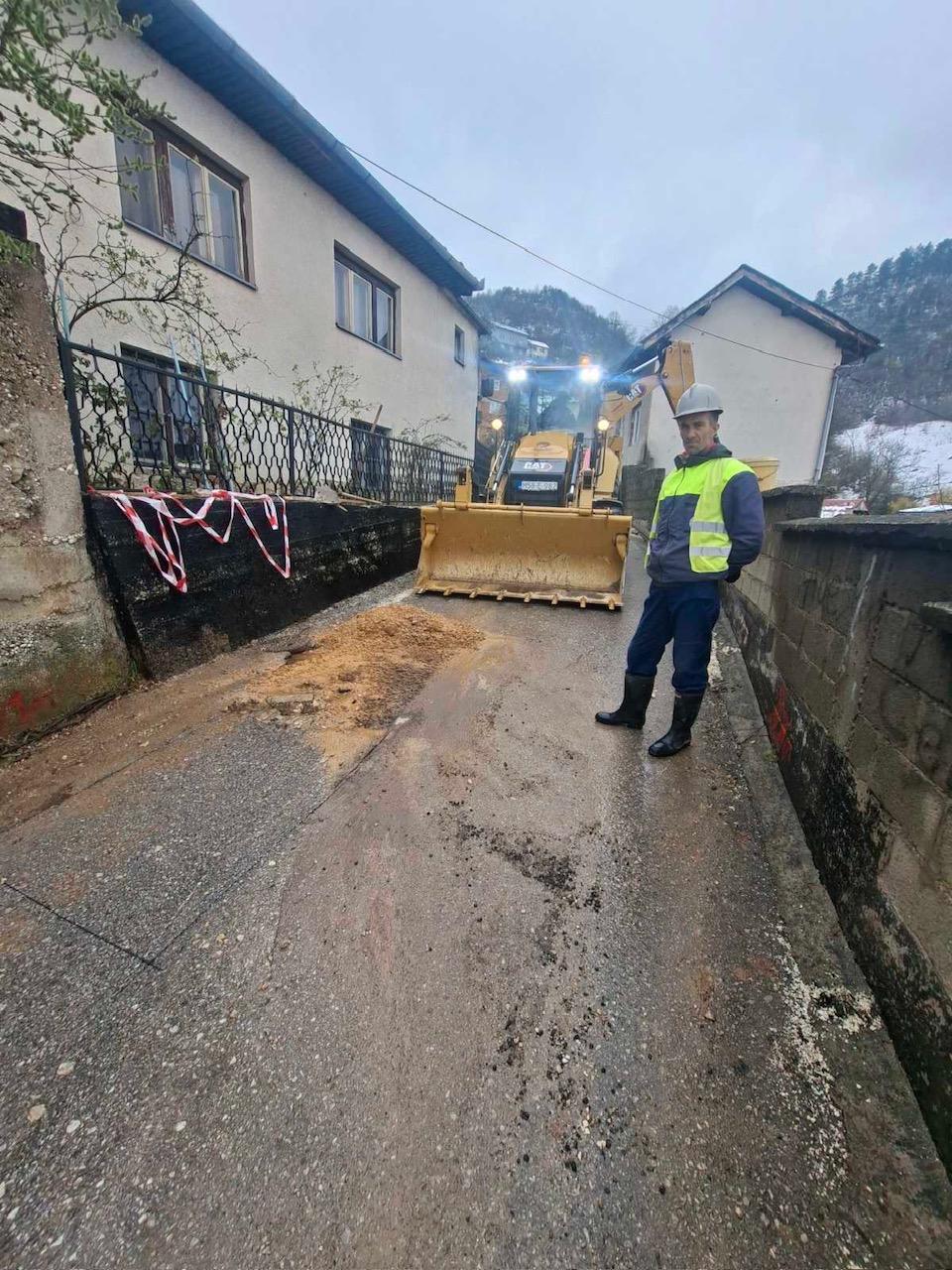 Intenzivirani radovi na vodovodnoj mreži: kontinuirane aktivnosti na više lokaliteta