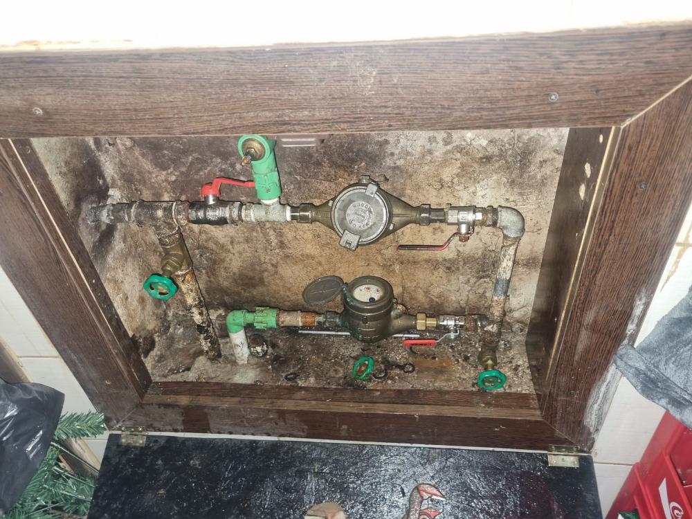 Intenzivne aktivnosti na održavanju i unapređenju vodovodne i kanalizacione mreže