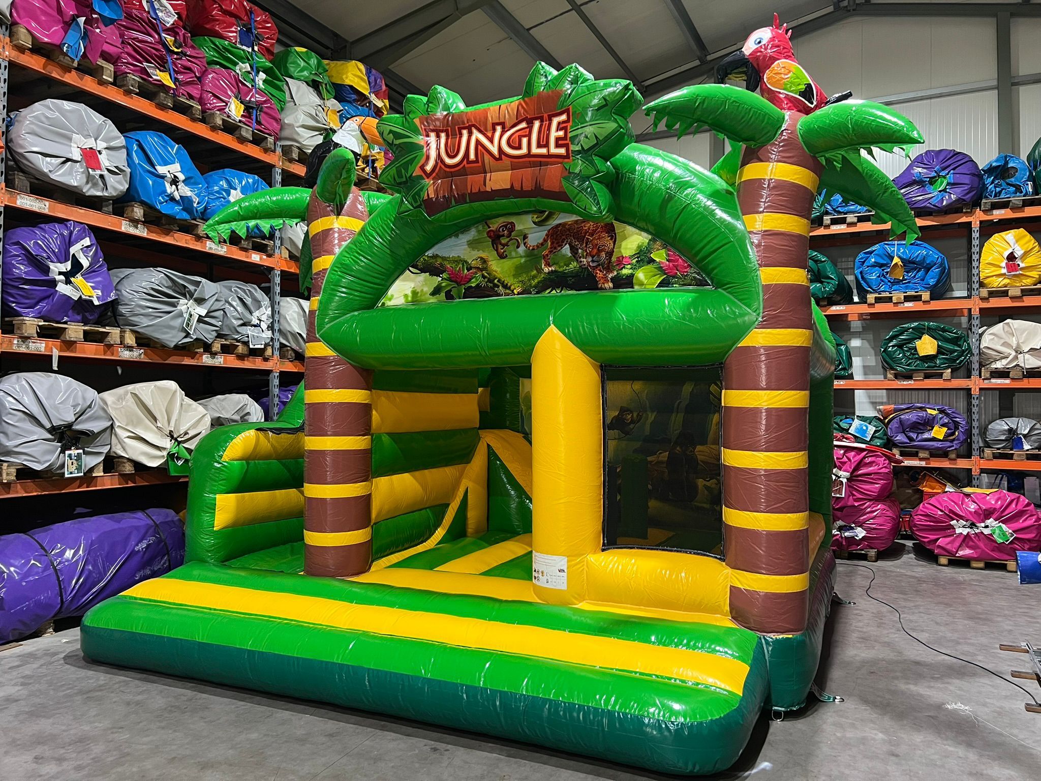 ViPa Bouncer Standard with Slide Jungle