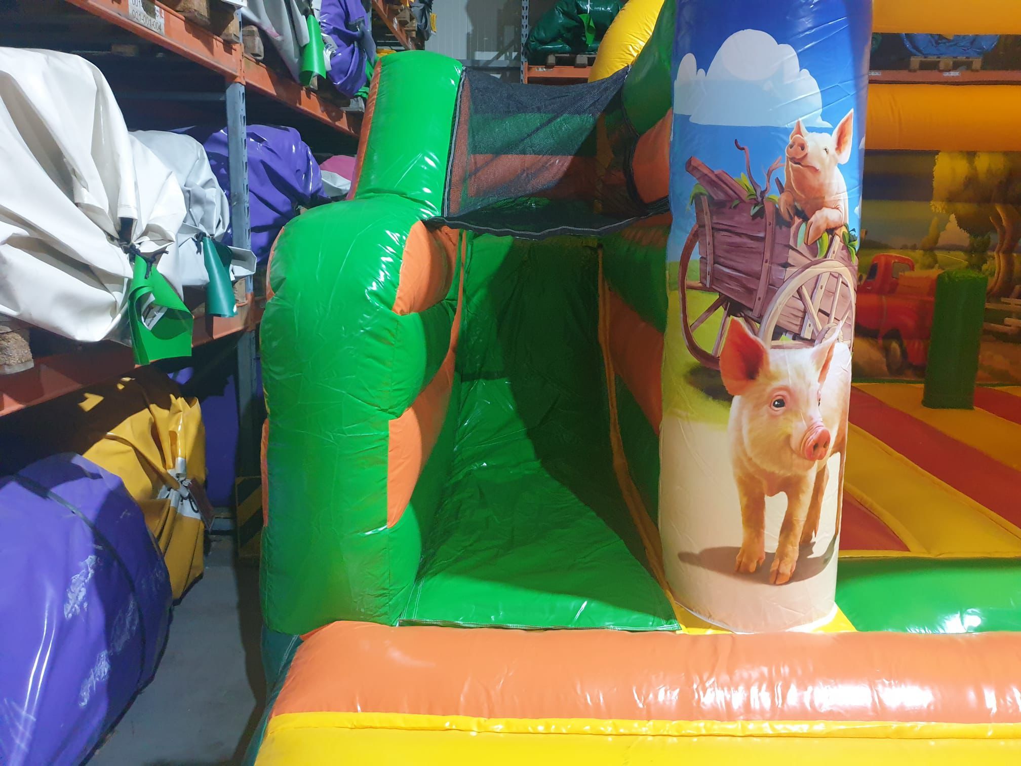 ViPa Bouncer Standard with Slide Farm Image