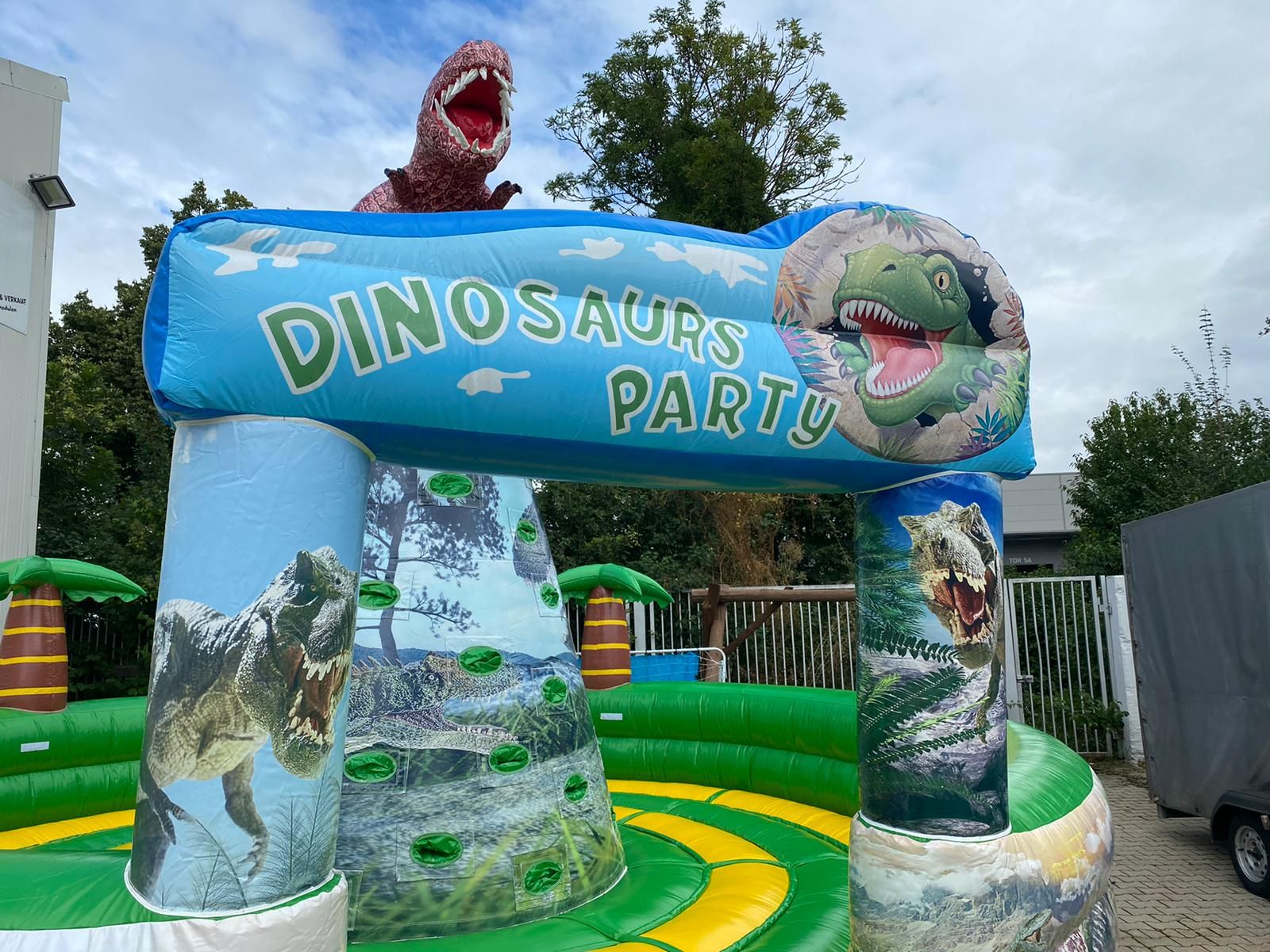 Climbing Mountain Dino Image