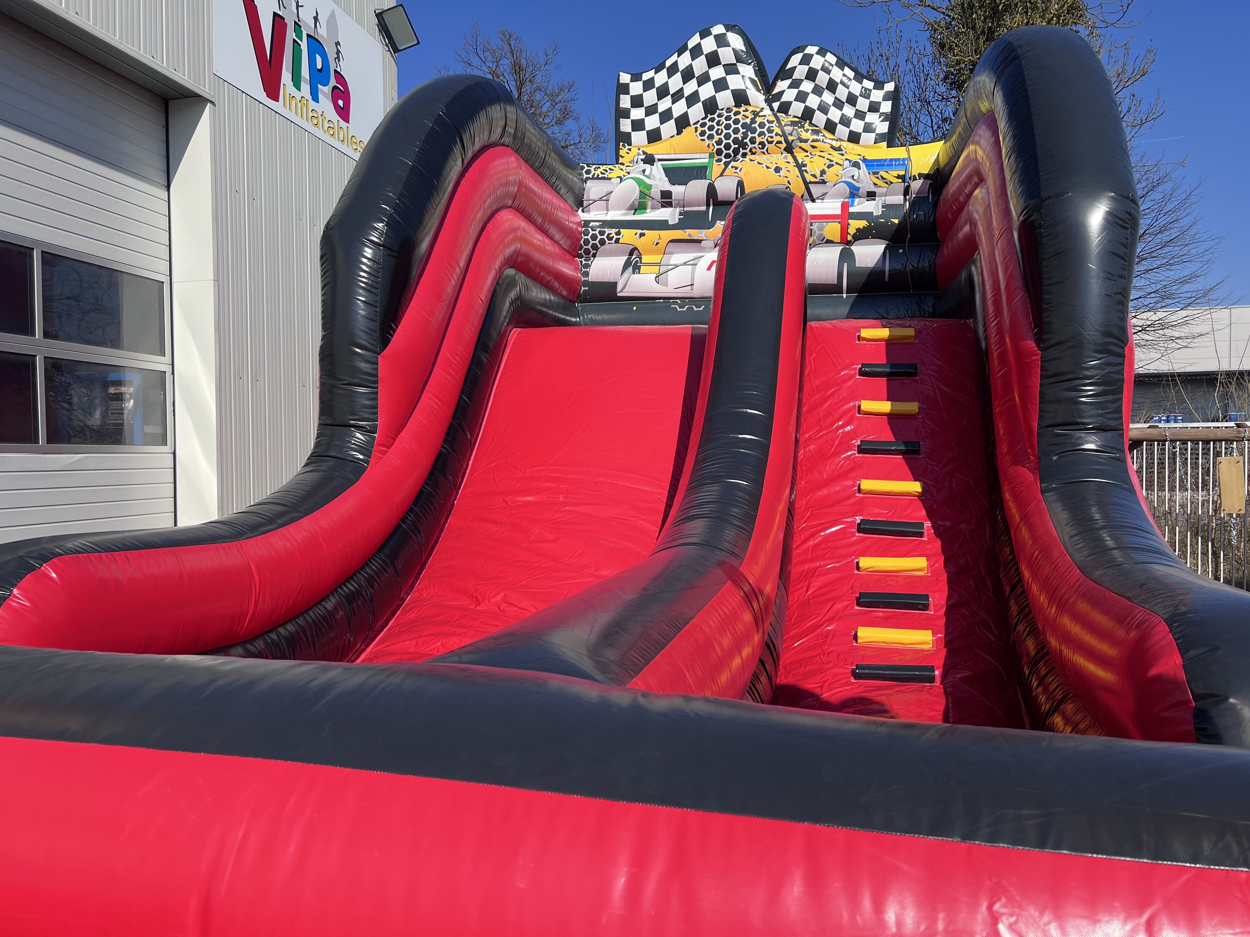 Rutsche Standard Rennauto Bild