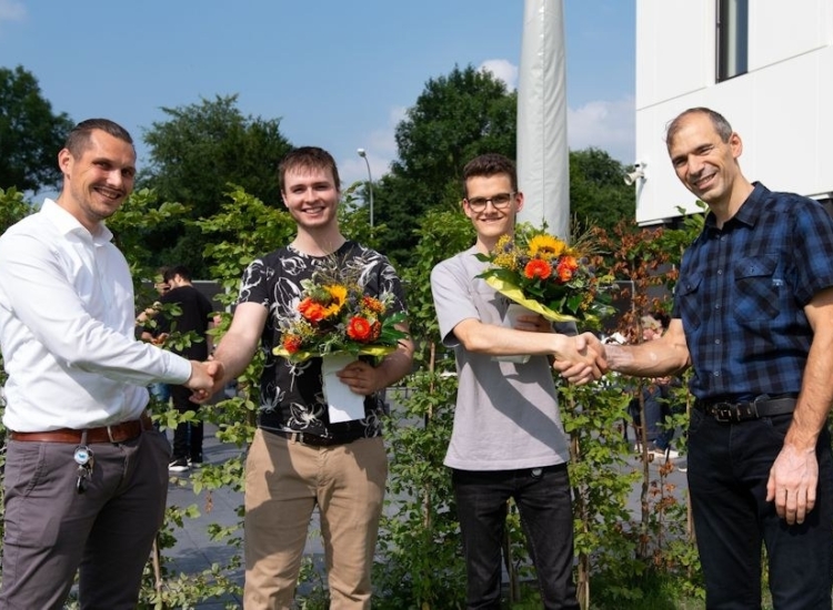 Featured image of Erfolgreiche Übernahme der Auszubildenden - IGP3382 klein - Careers (DE)