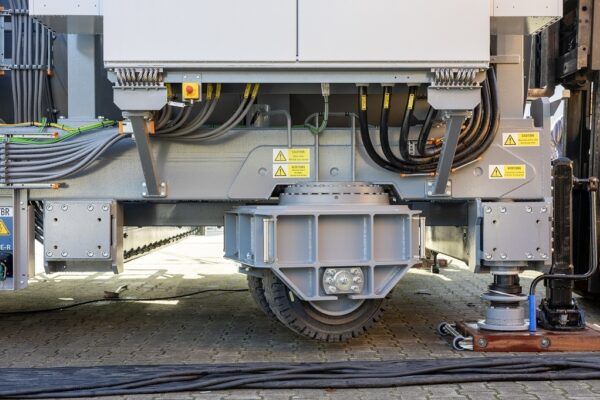 0023 1 R6 A0588 kl - VIRO NL/BE