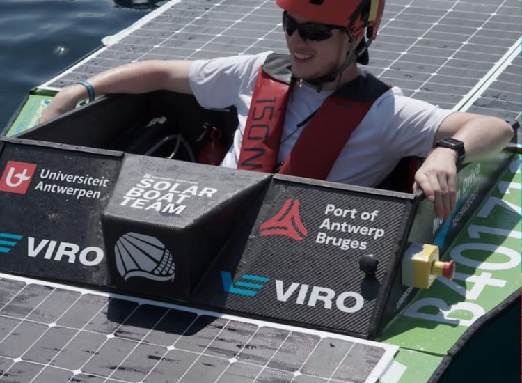 Featured image of Spetteren op zon en zee - Solar 2van2 - Careers (NL/BE)