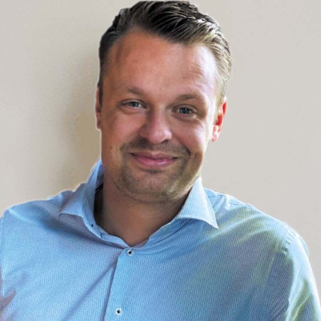 Portrait of Bas Blanken - Viro Group