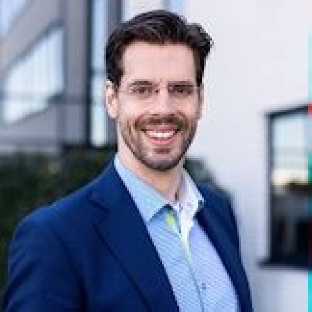 Portrait of Sander Snellink - Viro Group