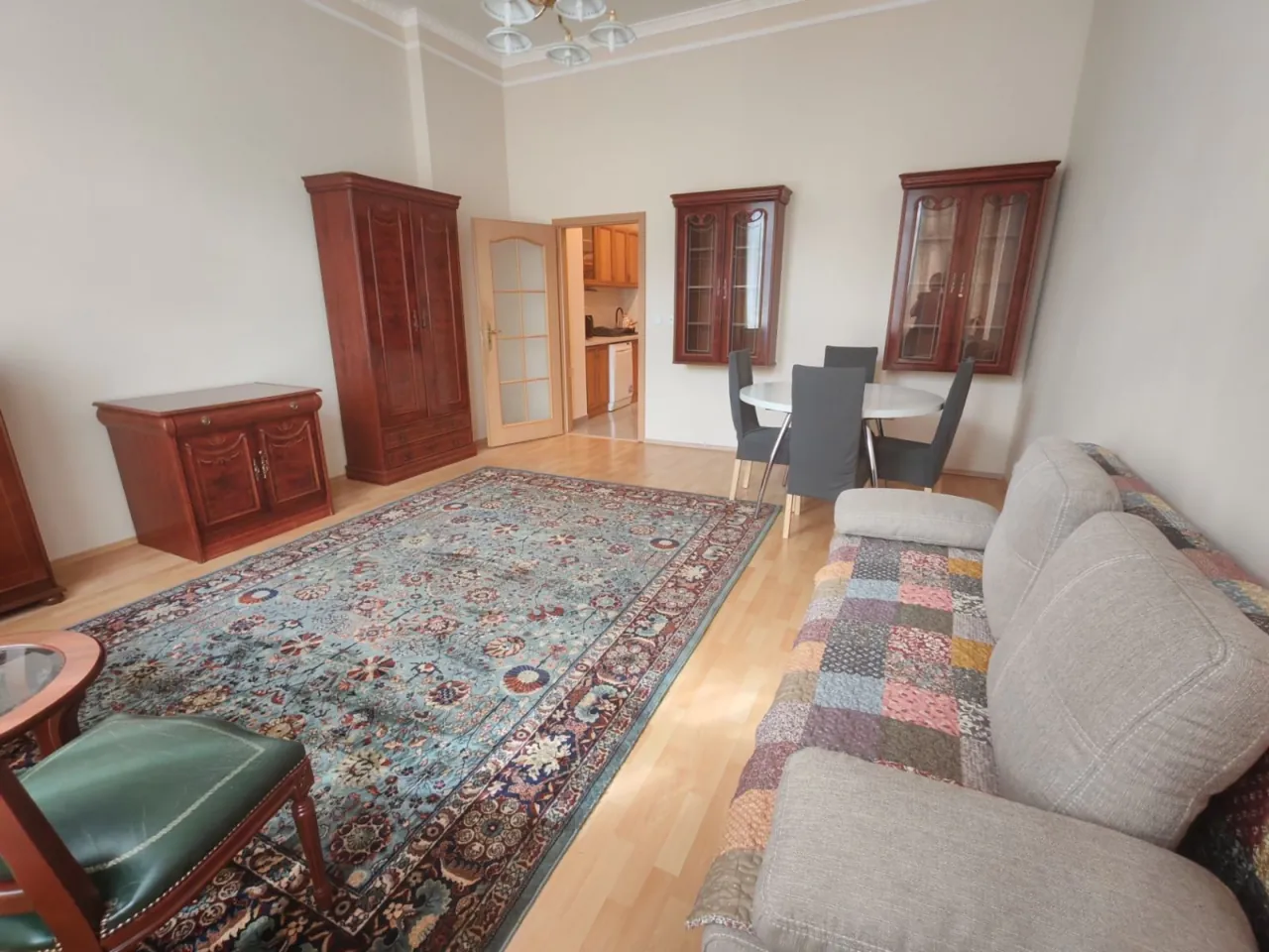 Fotografie nemovitosti: Pronájem bytu, 2+1, 52 m², Karlovy Vary
