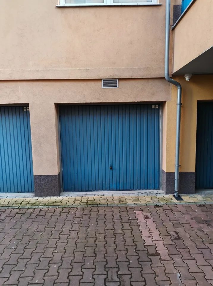 Fotografie nemovitosti: Pronájem ostatního, Garáž, 16 m², Praha