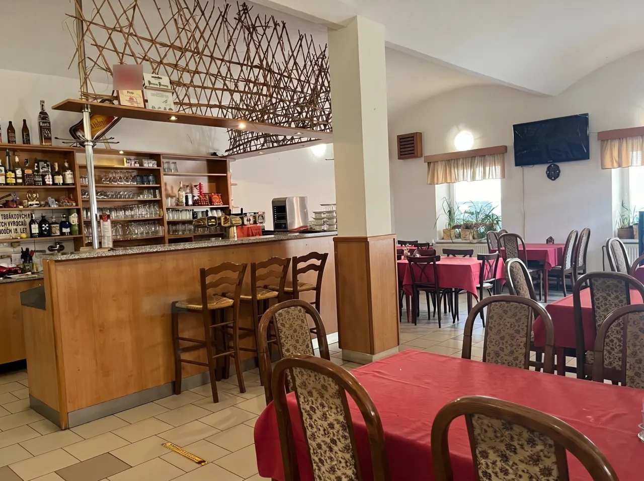Fotografie nemovitosti: Prodej komerčního objektu, Restaurace, 1250 m², Lanškroun