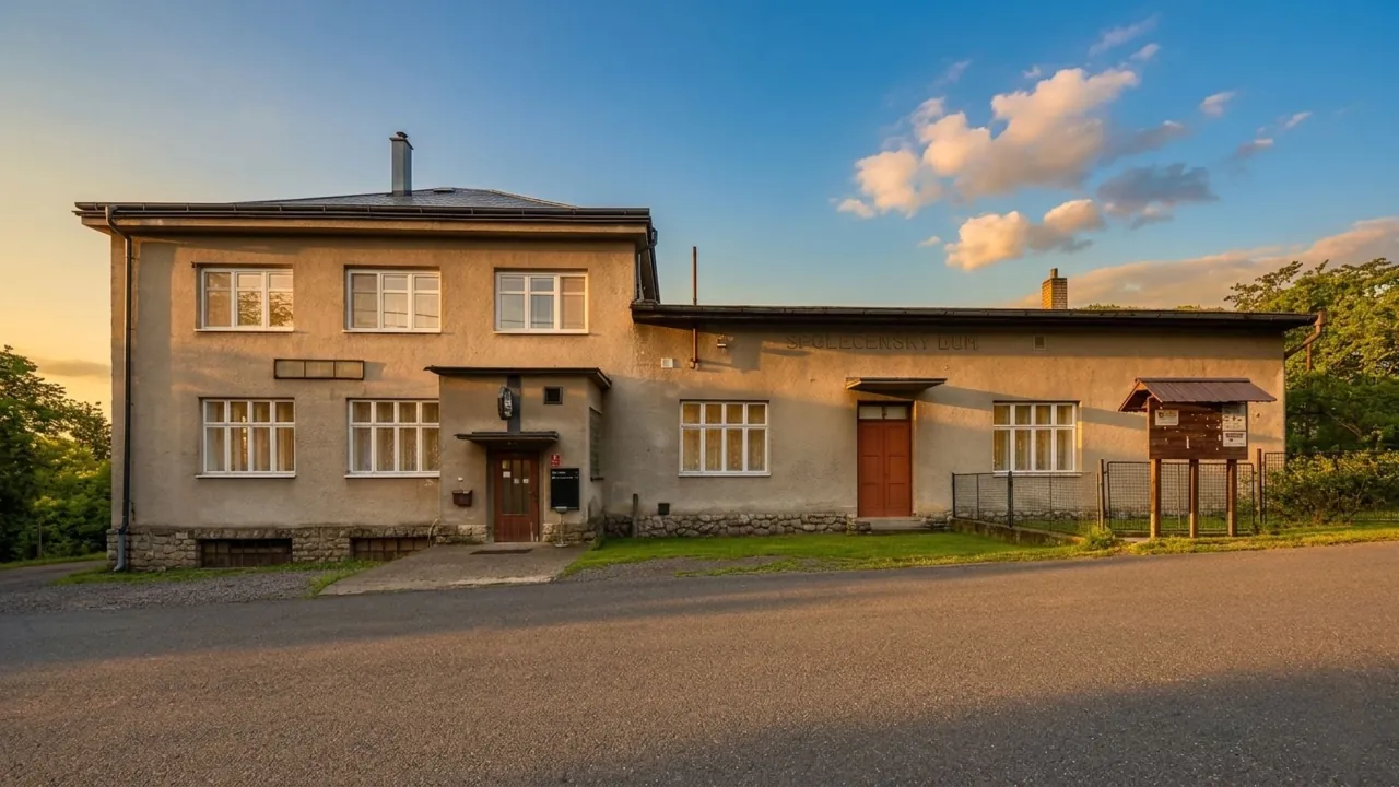 Fotografie nemovitosti: Prodej domu, Vícegenerační, 600 m², Žlebské Chvalovice