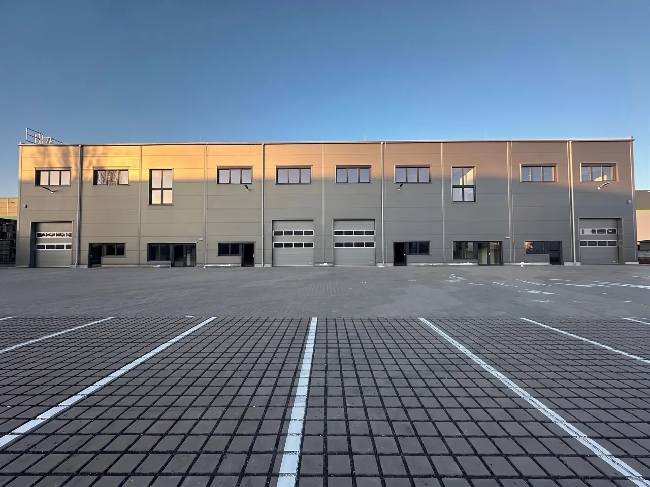 Fotografie nemovitosti: Pronájem komerčního objektu, Sklady, 580 m², Praha