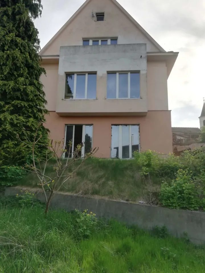 Fotografie nemovitosti: Prodej domu, Rodinný, 262 m², V domcích, Praha