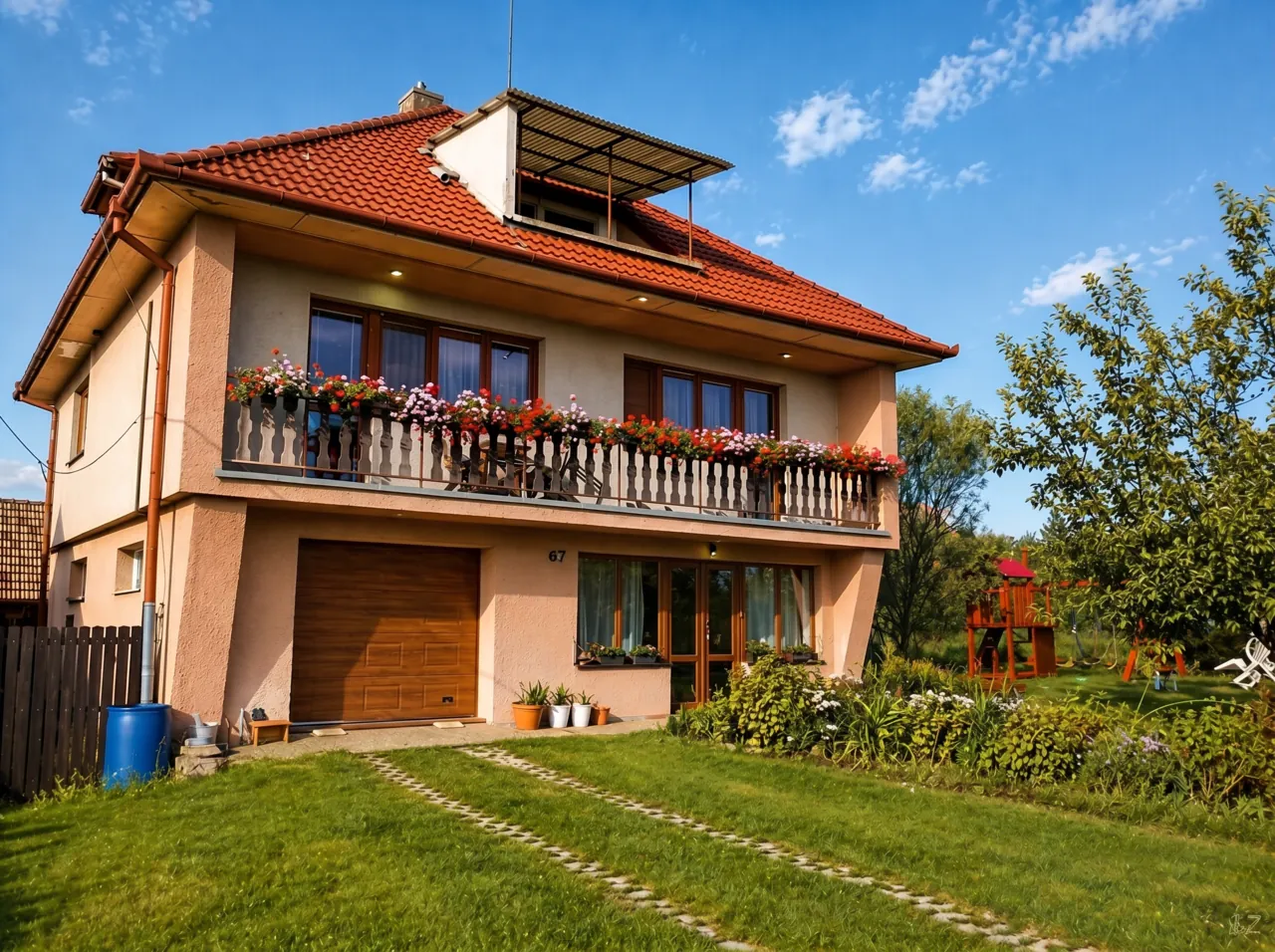 Fotografie nemovitosti: Prodej domu, Rodinný, 200 m², Katov