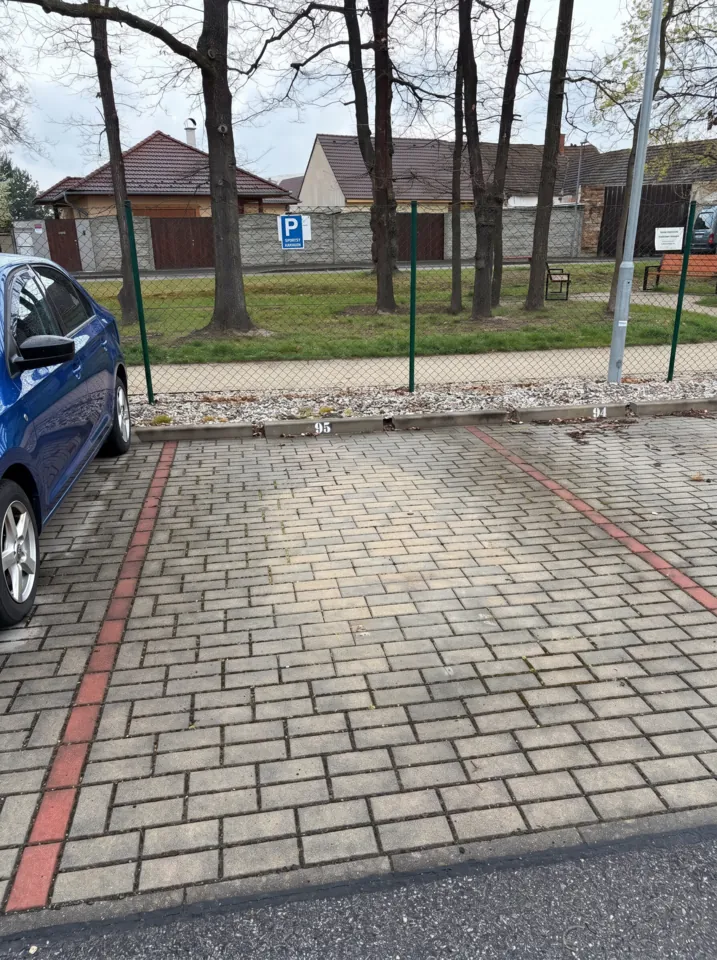 Fotografie nemovitosti: Prodej ostatního, Garážové stání, 0 m², České Budějovice