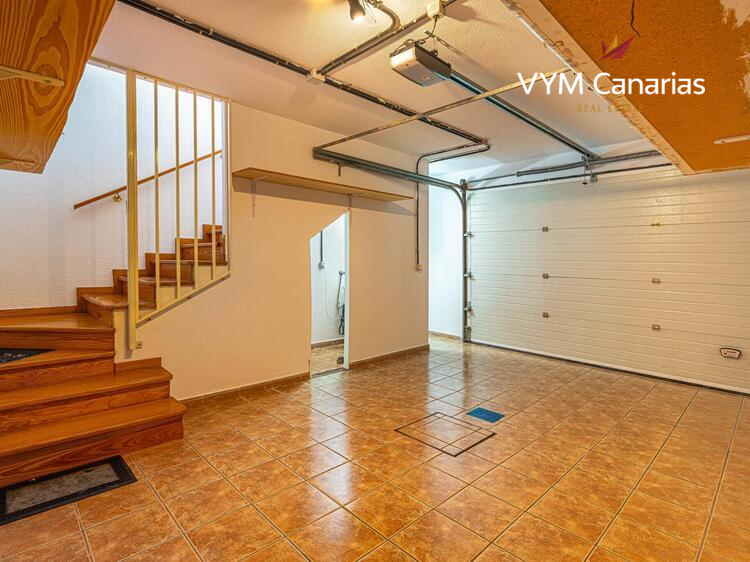 Kamienica Roque del Conde, Torviscas – Roque del Conde, Adeje