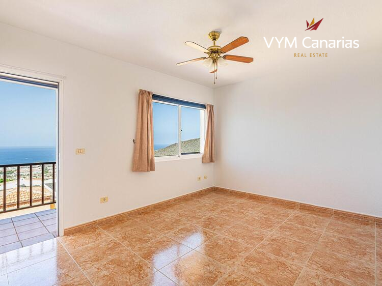 Kamienica Roque del Conde, Torviscas – Roque del Conde, Adeje